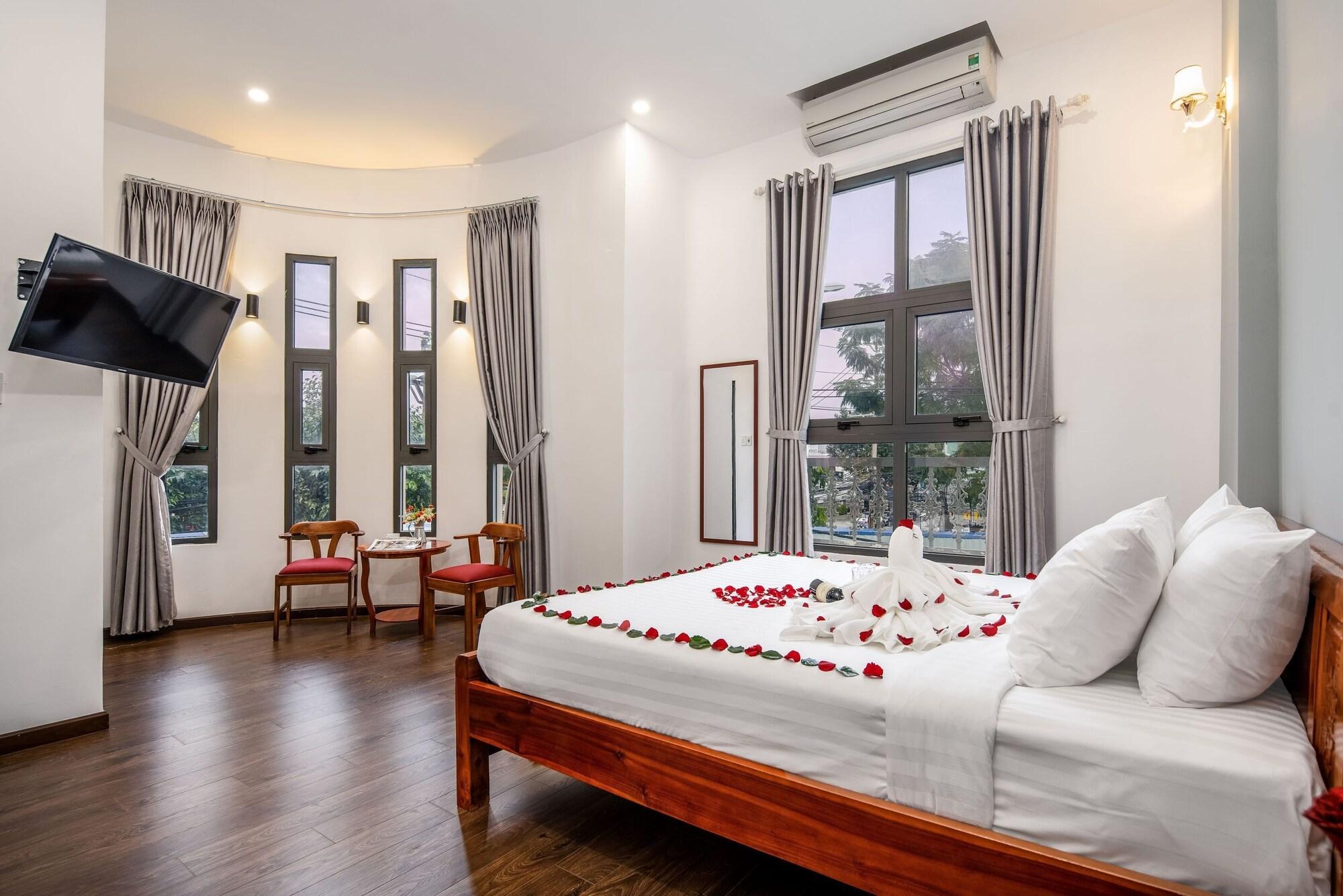 Bamboo Hotel Дананг Экстерьер фото
