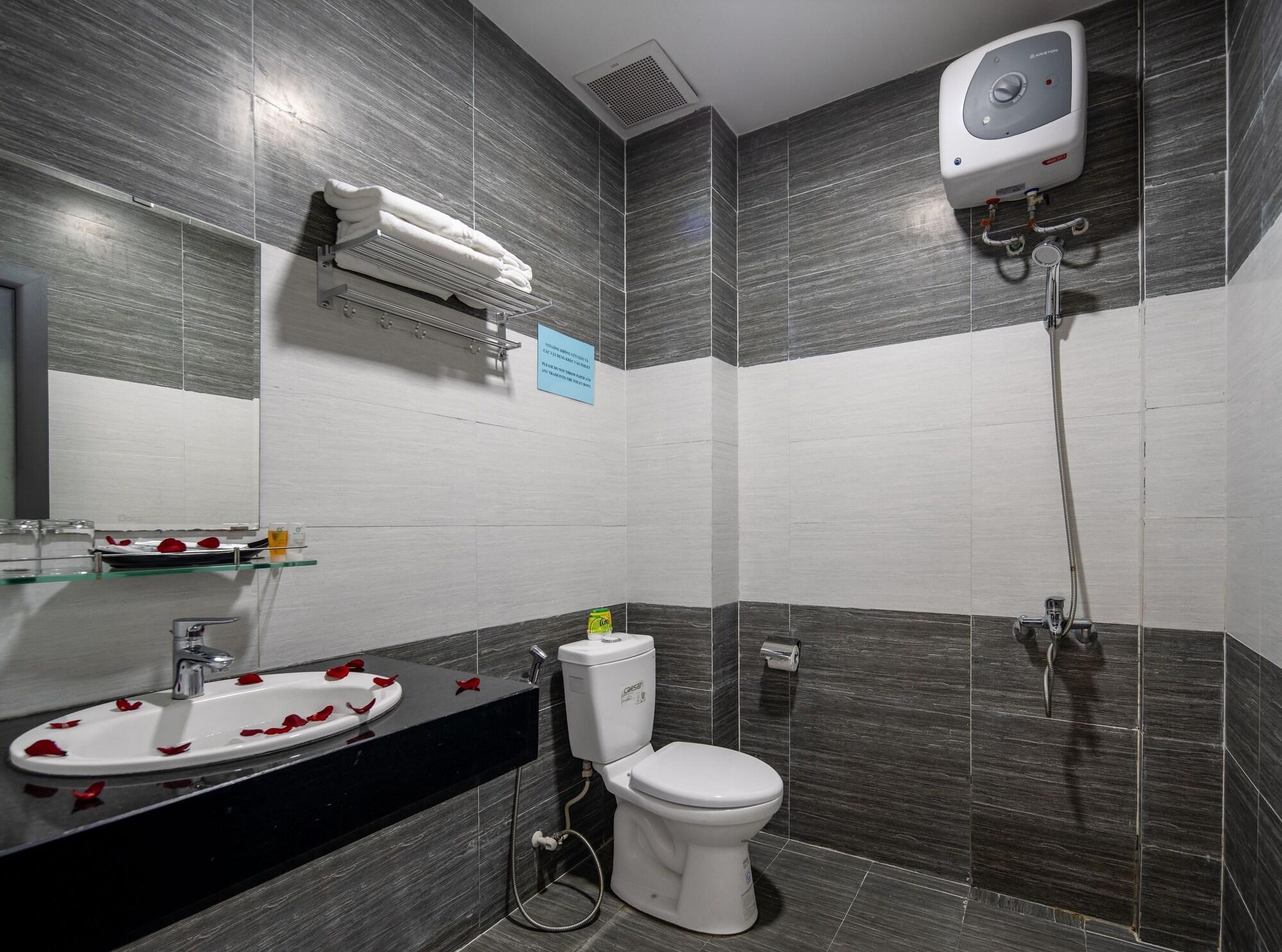 Bamboo Hotel Дананг Экстерьер фото