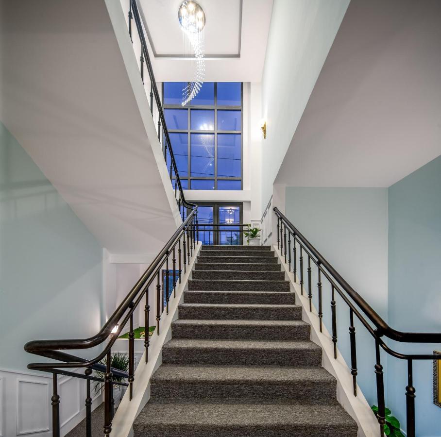 Bamboo Hotel Дананг Экстерьер фото