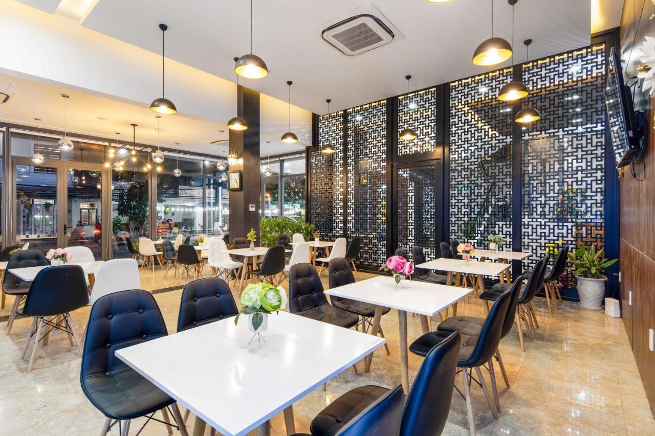 Bamboo Hotel Дананг Экстерьер фото